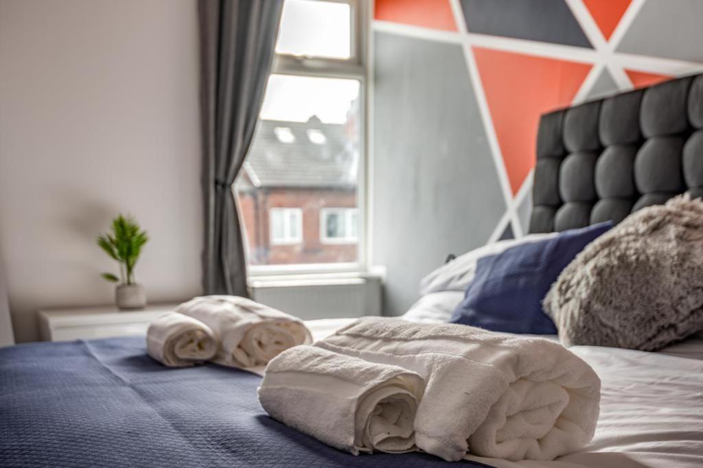Hopetown Apartment-Modern 2 Bed With Free Parking Normanton  Екстериор снимка